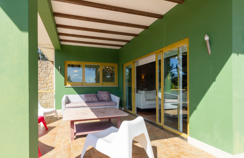 En Mera, se vende chalet individual