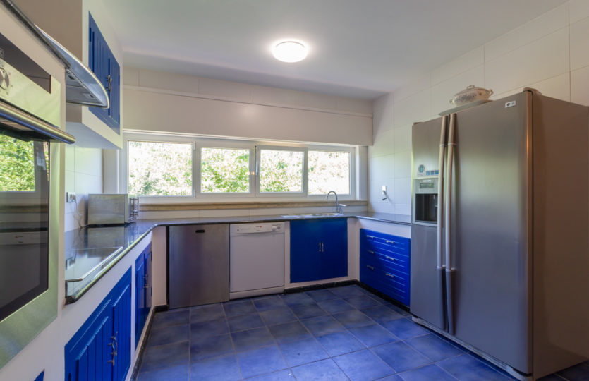 En Mera, se vende chalet individual