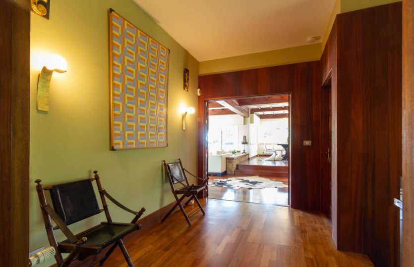 En Mera, se vende chalet individual