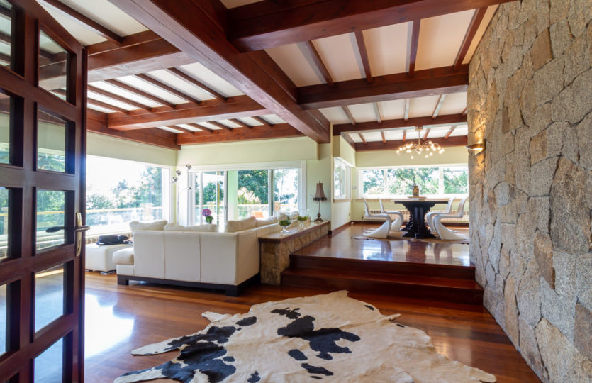 En Mera, se vende chalet individual