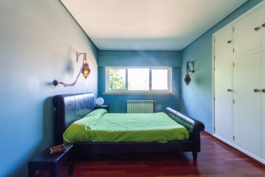 Se vende chalet en Mera, individual y con pisicina