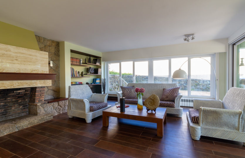 En Mera, se vende chalet individual