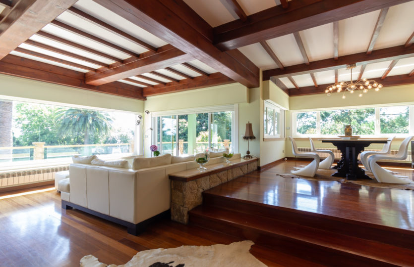 En Mera, se vende chalet individual