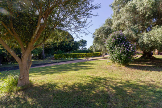Se vende chalet en Mera, individual y con pisicina