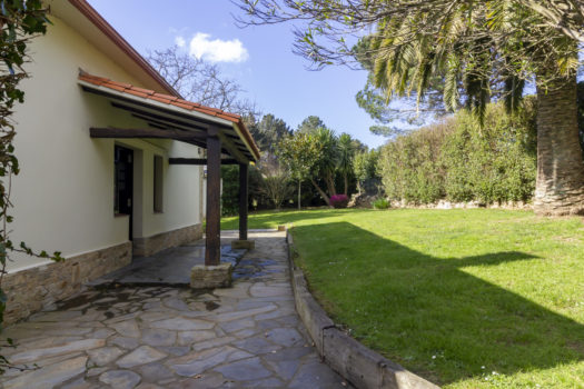 Se vende en Mera, chalet restaurado con encanto