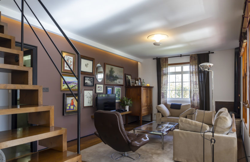 En Mera, se vende chalet restaurado