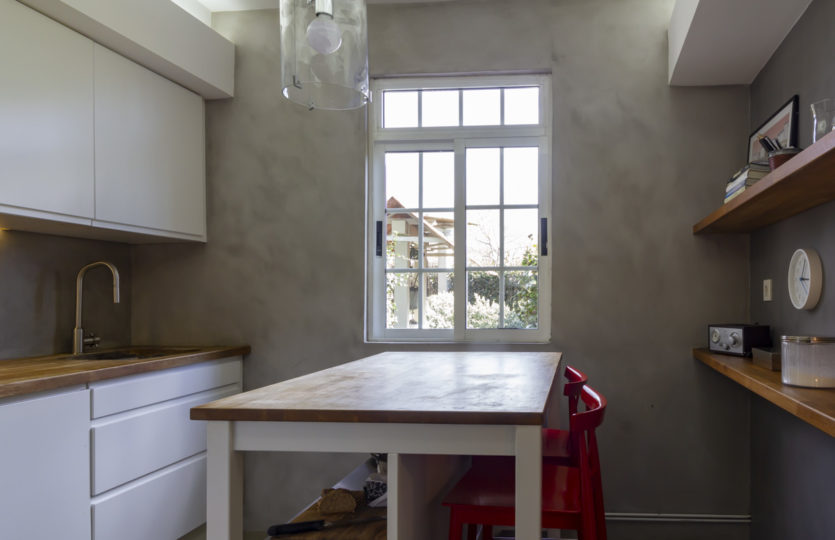 En Mera, se vende chalet restaurado