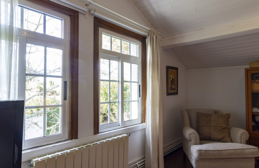 En Mera, se vende chalet restaurado