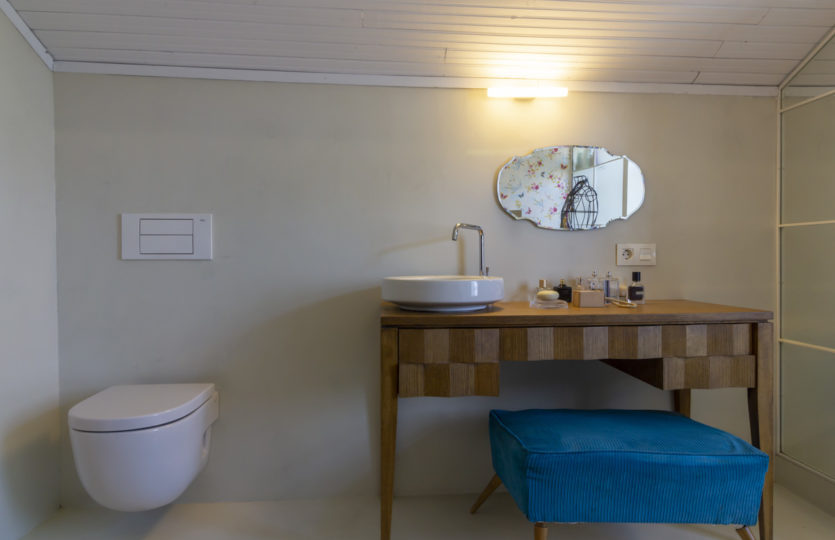 En Mera, se vende chalet restaurado