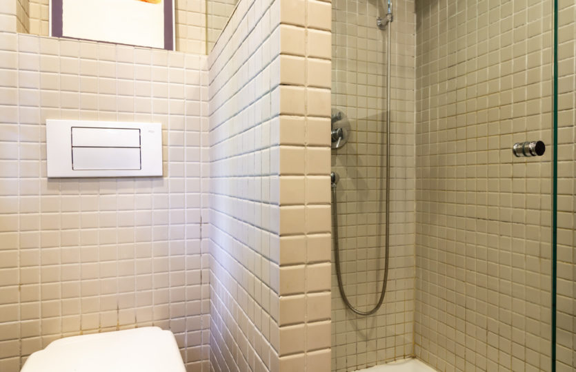 En Mera, se vende chalet restaurado