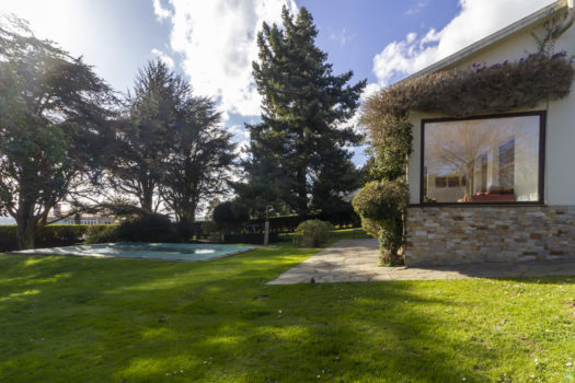 Se vende en Mera, chalet restaurado con encanto