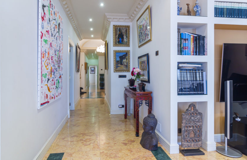 En Juana de Vega, se vende