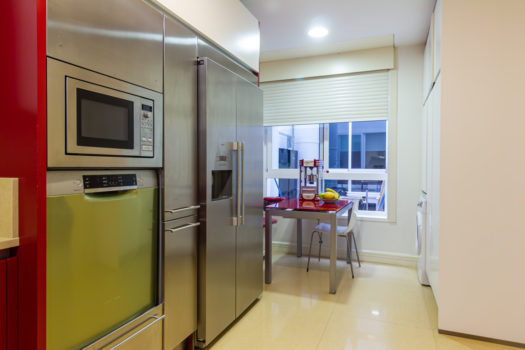 En Juana de Vega, se vende exclusivo piso