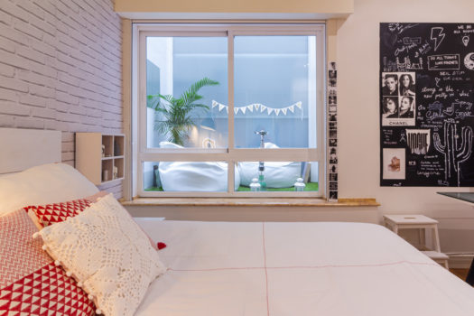 En Juana de Vega, se vende exclusivo piso
