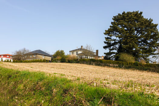 Se vende finca urbanizable en Mesón do Vento