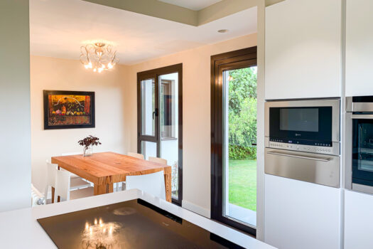 Se vende espectacular chalet de diseño en la Pezoca