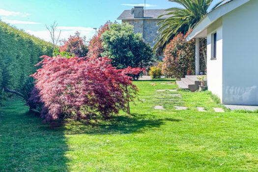 Se vende espectacular chalet de diseño en la Pezoca