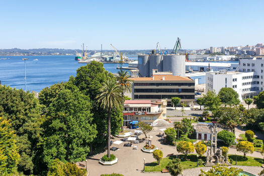 Se vende piso con vistas y garaje en el centro de Coruña