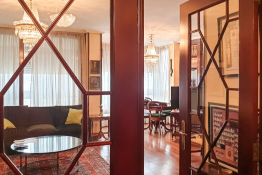 Se vende piso con vistas y garaje en el centro de Coruña