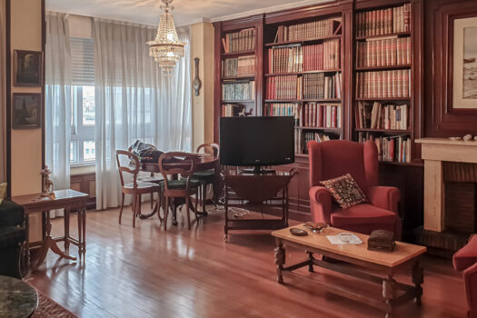 Se vende piso con vistas y garaje en el centro de Coruña
