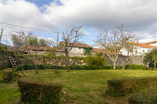 Se vende en Lorbé casa singular para rehabilitar