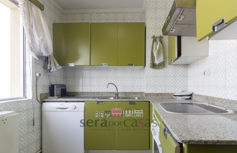 En Juana de Vega, se vende