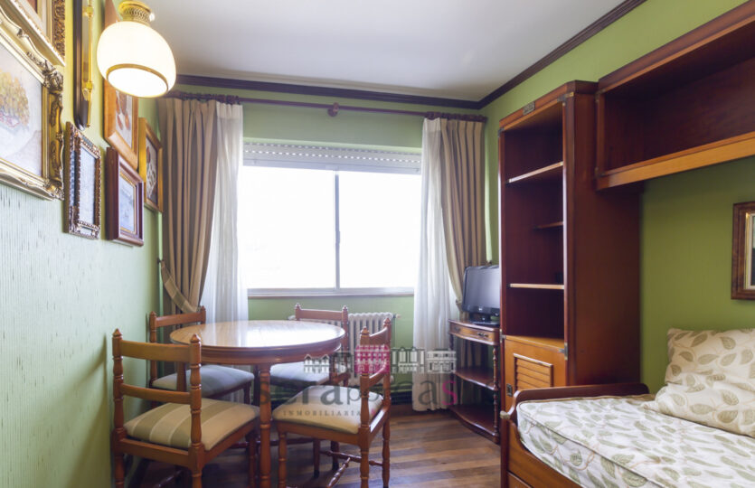 En Juana de Vega, se vende