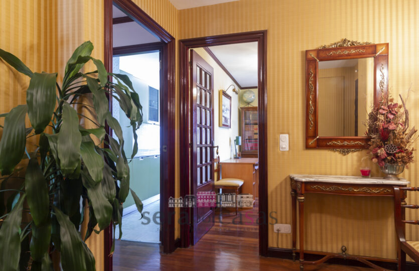 En Juana de Vega, se vende