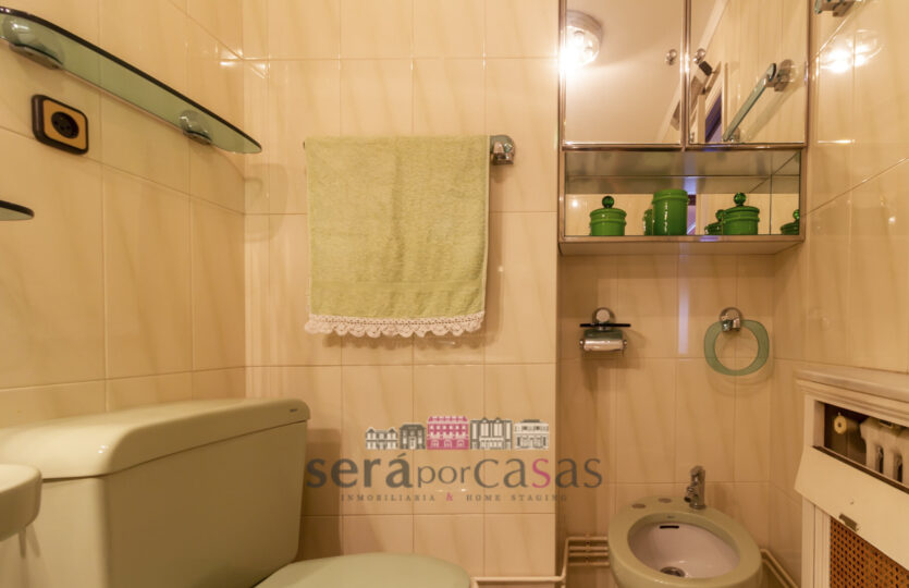 En Juana de Vega, se vende