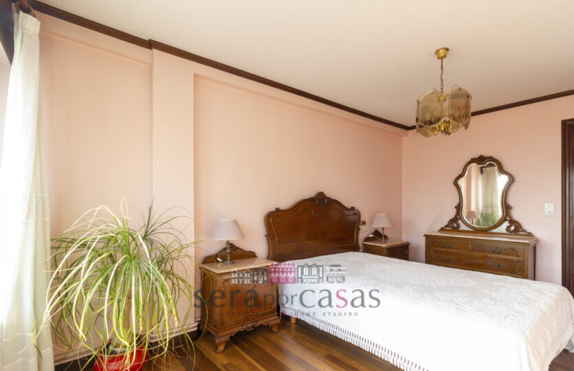 En Juana de Vega, se vende