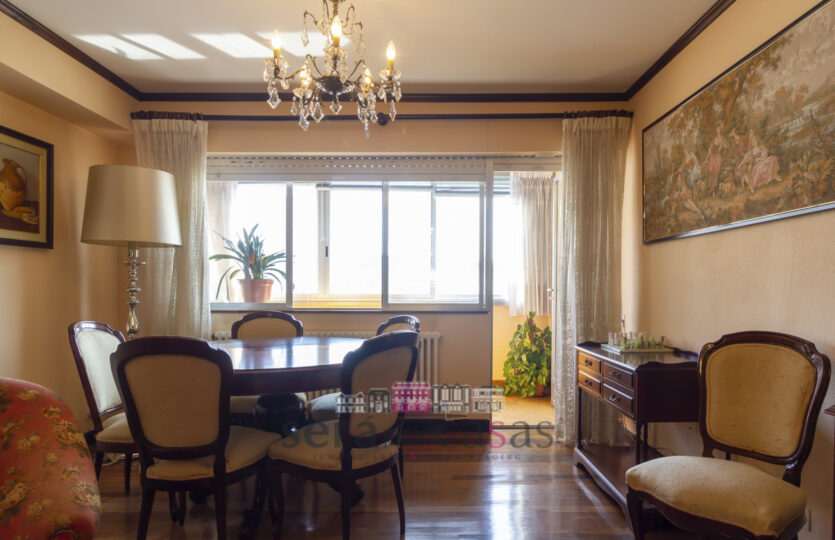 En Juana de Vega, se vende