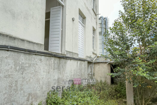 Se vende edificio en Lorenzana, en el camino norte de Santiago