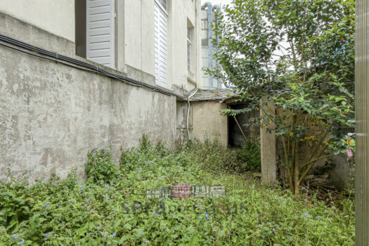 Se vende edificio en Lorenzana, en el camino norte de Santiago
