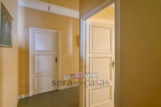 Se vende piso en el centro de A Coruña, calle Federico Tapia