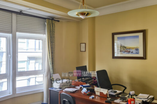Se vende piso en el centro de A Coruña, calle Federico Tapia