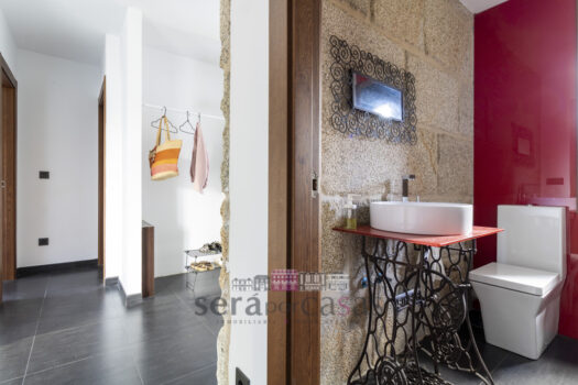 Se vende chalet de piedra en Aldán, Pontevedra