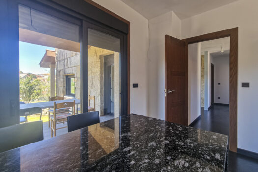 Se vende chalet de piedra en Aldán, Pontevedra