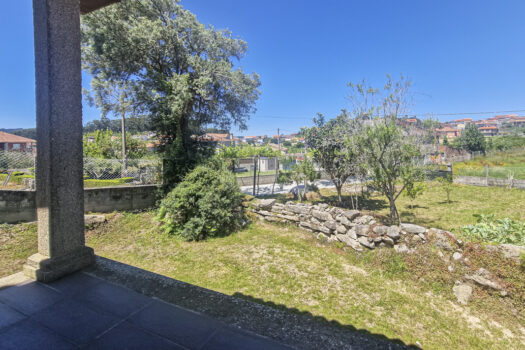 Se vende chalet de piedra en Aldán, Pontevedra