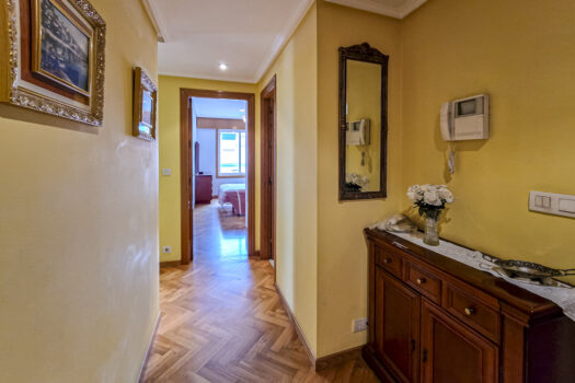 Se vende piso con vistas en la Corveira, Culleredo