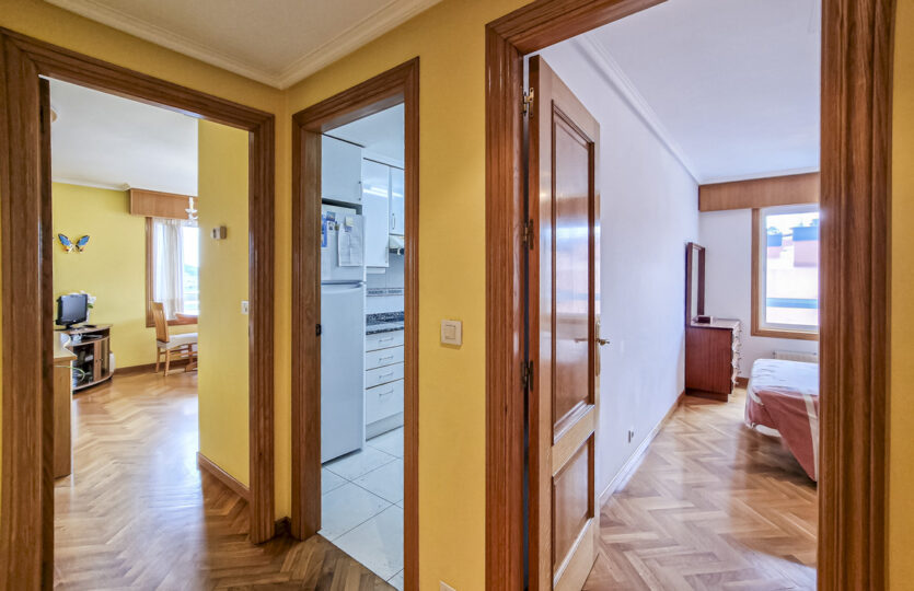 Se vende piso con vistas en A Corveira