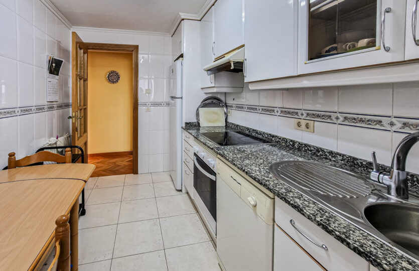 Se vende piso con vistas en A Corveira