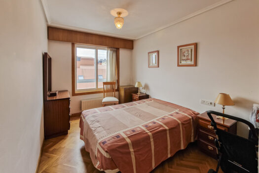 Se vende piso con vistas en la Corveira, Culleredo