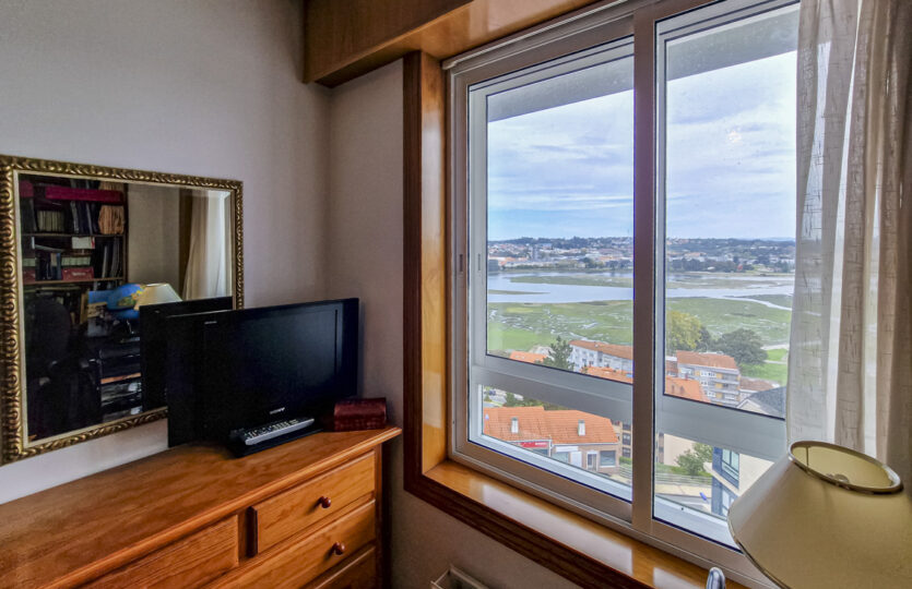 Se vende piso con vistas en A Corveira