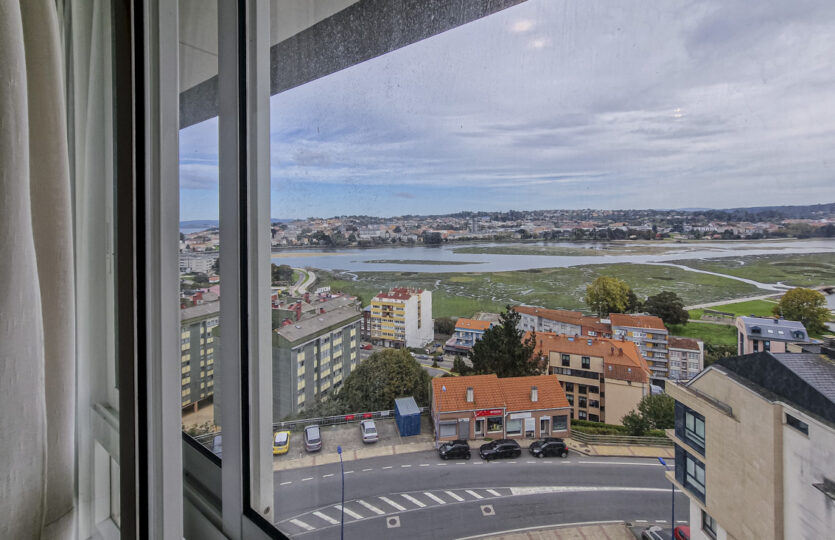 Se vende piso con vistas en A Corveira
