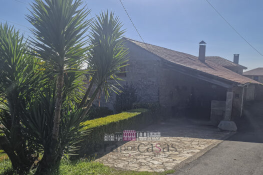 Se vende casa de piedra en Irixoa cerca de Betanzos