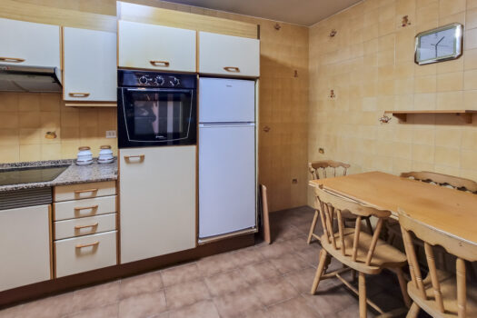 Se vende piso en Agra del Orzán