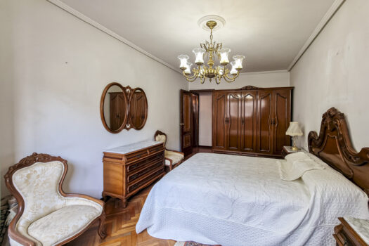 Se vende piso en Agra del Orzán