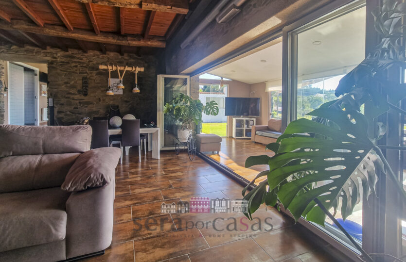 Se vende chalet de piedra en Gandario