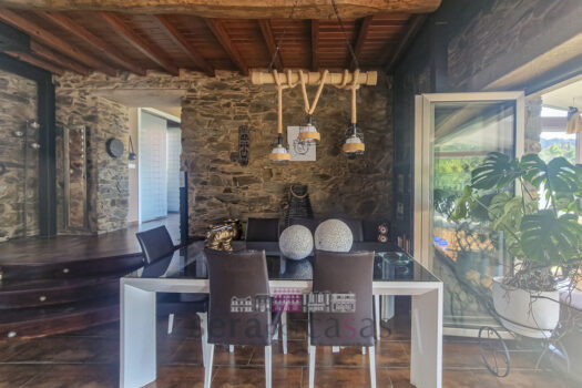 Se vende casa de piedra en Gandario, Bergondo