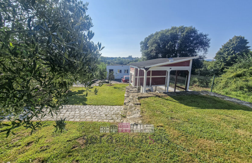 Se vende chalet de piedra en Gandario